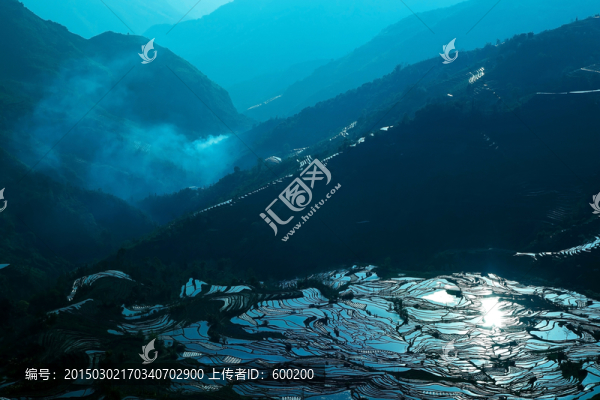 元陽(yáng)老虎嘴梯田
