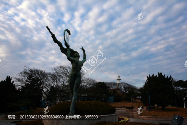 琴島琴女雕塑
