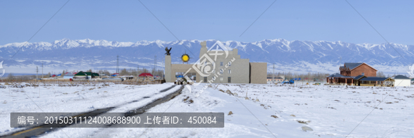 通往雪山的道路,風(fēng)雪天山路