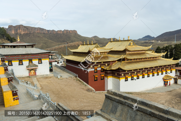 甘岸安多達(dá)倉(cāng)郎木賽赤寺建筑景觀