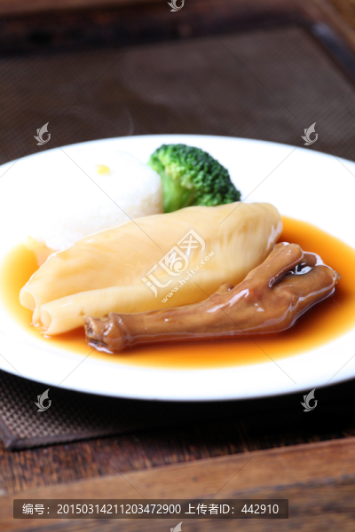 花膠筒扣鵝掌