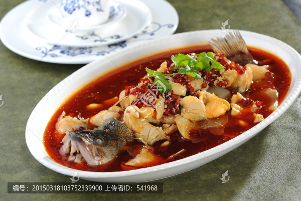 水煮鱸魚