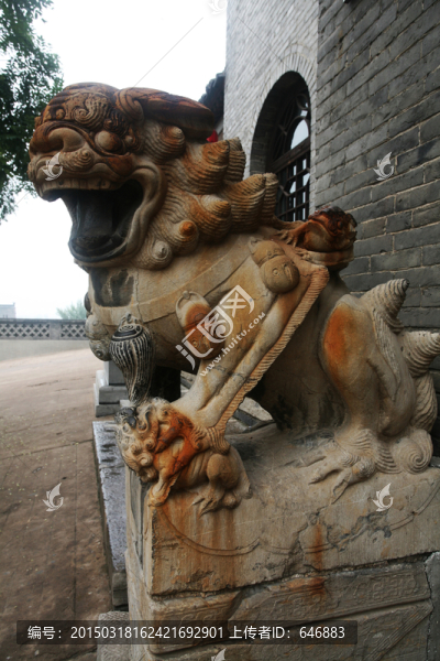 山西王家大院,石獅雕塑