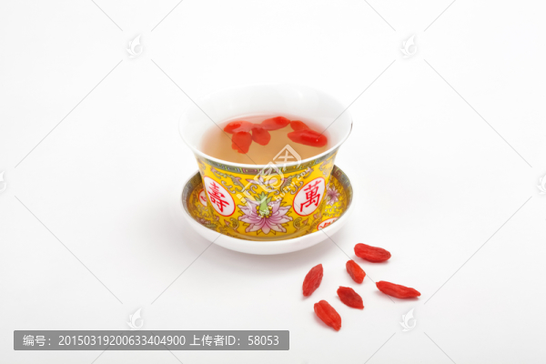 茶杯和枸杞