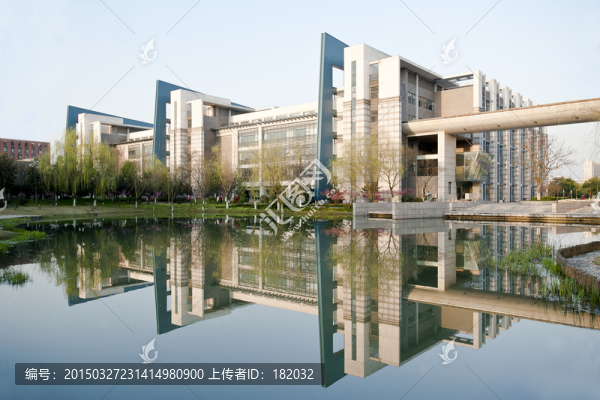 周厚復(fù)外景