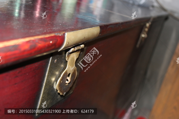 舊式柜子