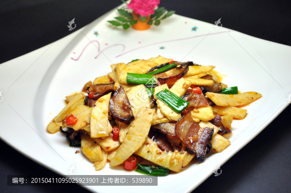 冬筍炒臘肉