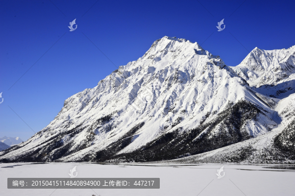 八宿然烏風光