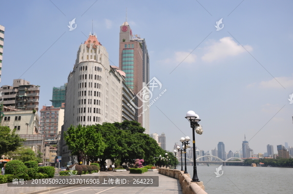 珠江邊愛群大廈