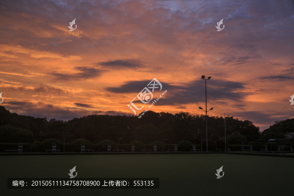 美麗朝霞