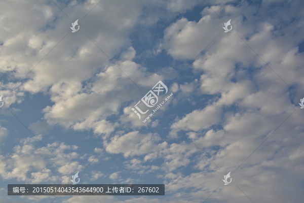 藍(lán)天白云