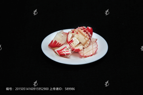 一盤蘿卜