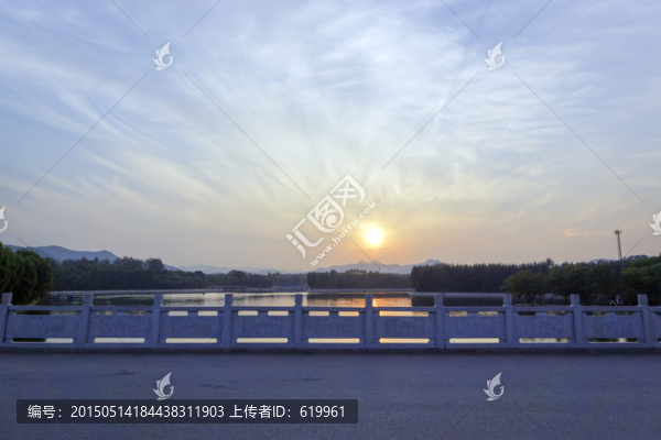晚霞