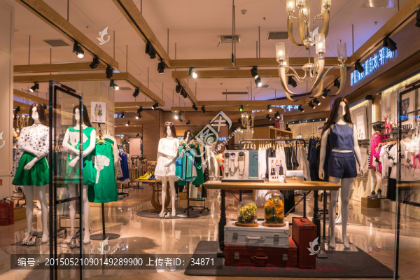 品牌女裝店