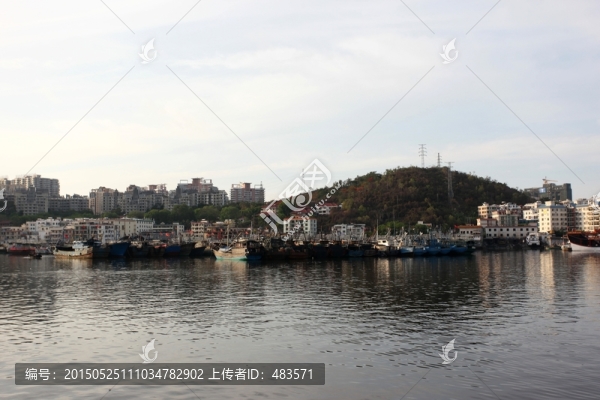 漁船