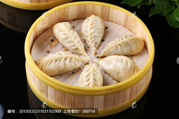 家常肉蒸餃