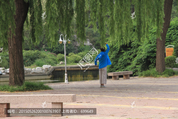 南郊賓館晨練者