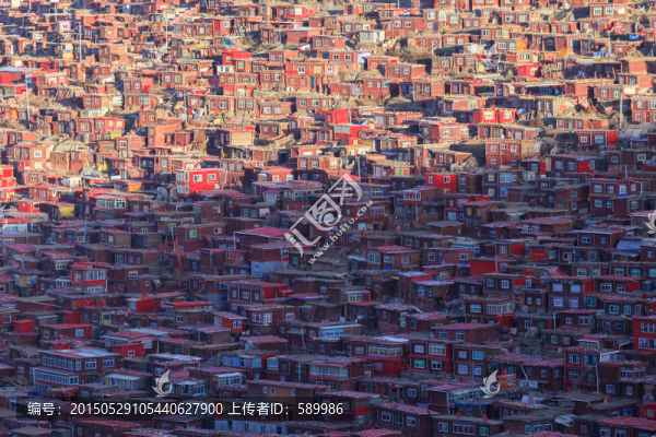 色達(dá)五明佛學(xué)院