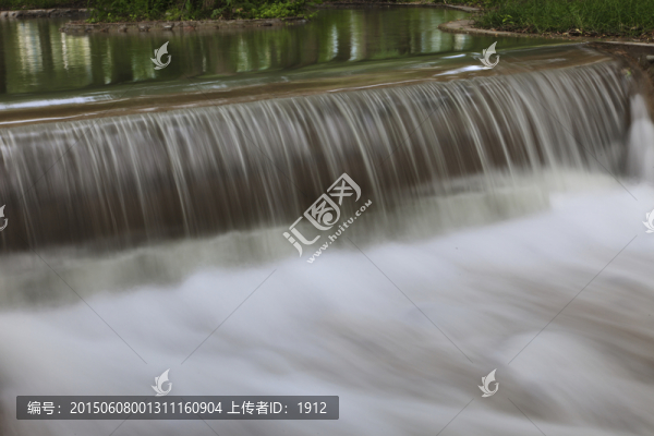 溪流