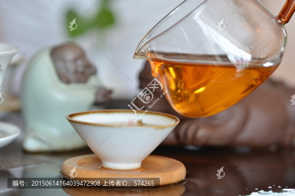 倒茶