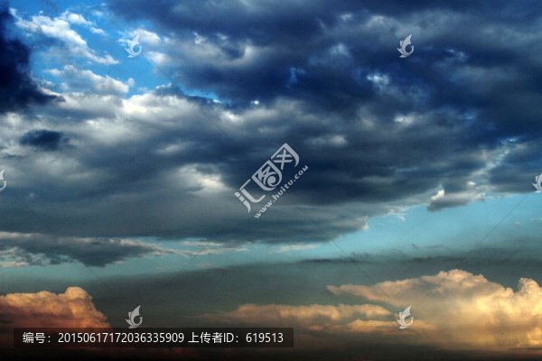 雨后天空的云朵