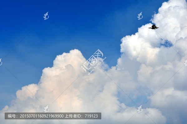 藍(lán)天白云