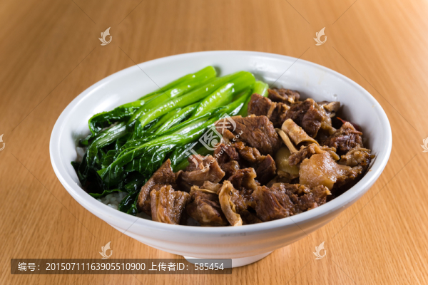 牛腩飯