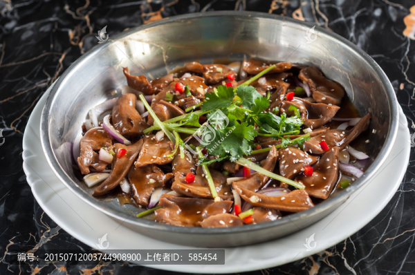 銅盤燒豬肝