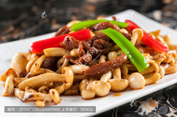 白玉菇炒牛柳