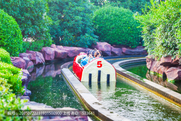 水上漂流