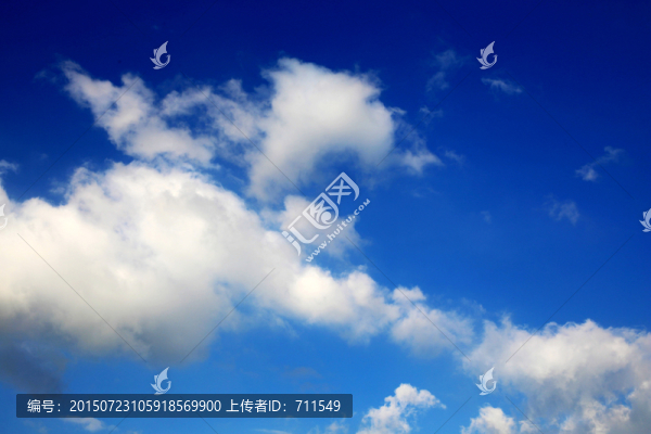 藍(lán)天白云