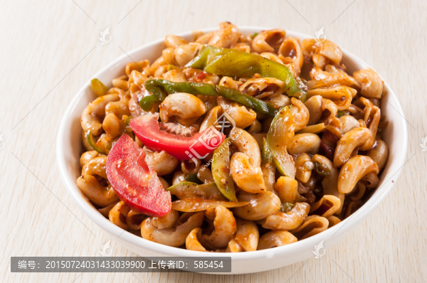 炒麻食