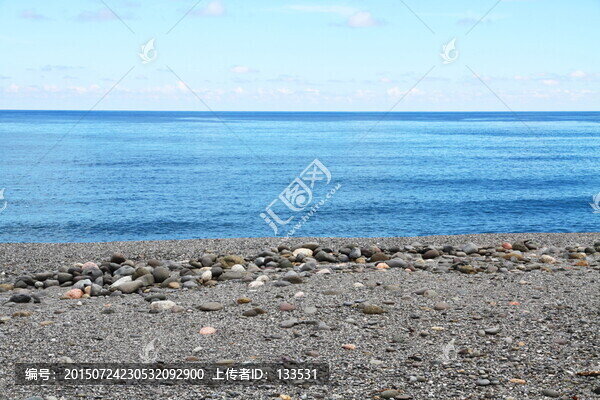 碧海藍天,鵝卵石,沙灘