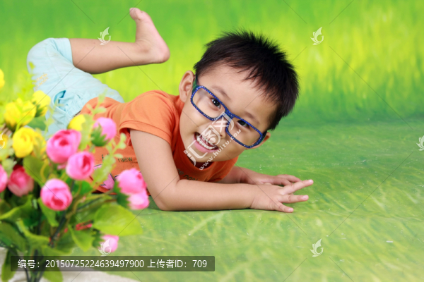 玩耍的小孩