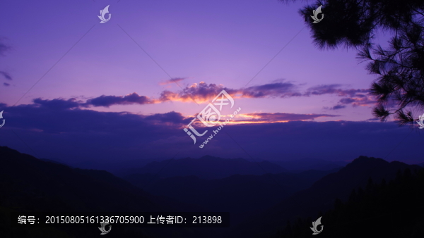 高山日落