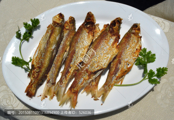 香煎小魚