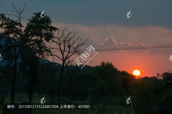 日落山野