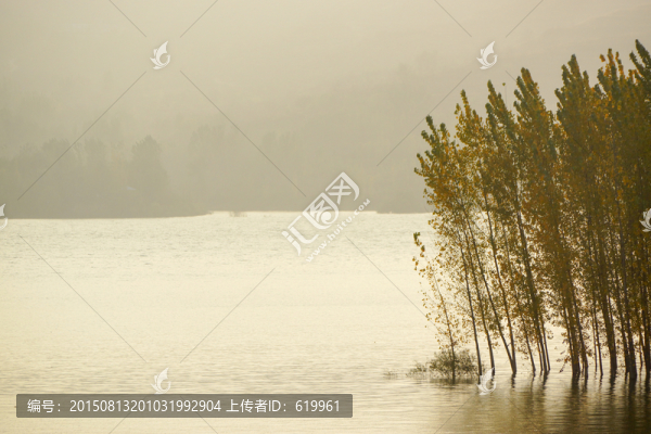 秋水黃昏