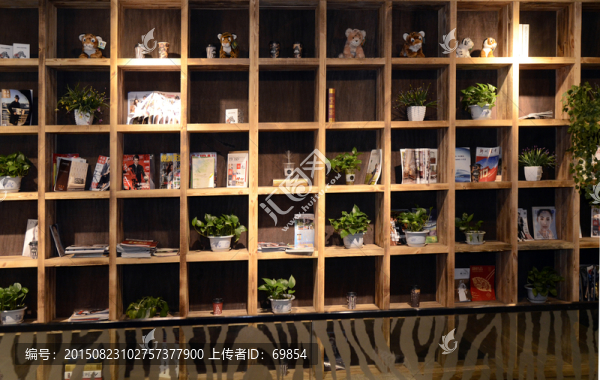 書架