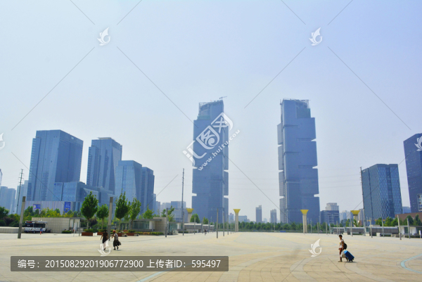 鄭州東站前廣場(chǎng)