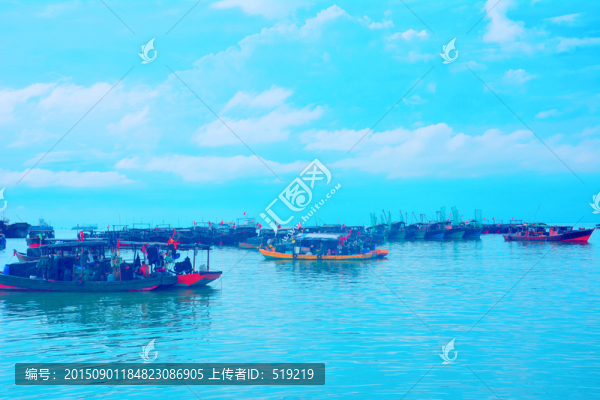 大海,船