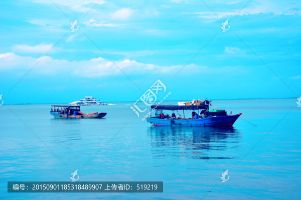 大海,船