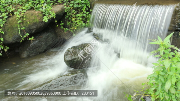 瀑布風(fēng)景