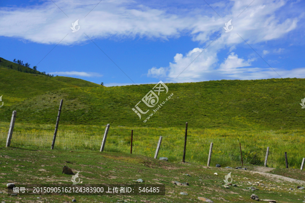 牧場(chǎng),藍(lán)天,圍欄