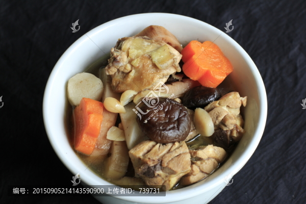 蓮藕煲雞湯