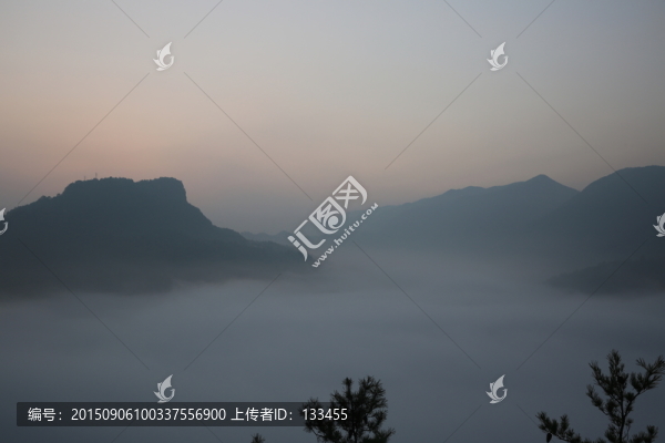 晨霧