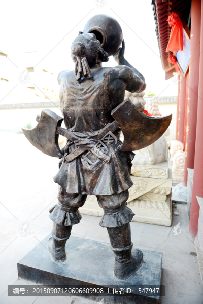 黑旋風(fēng)李逵喝酒雕塑