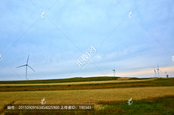 張北草原天路風(fēng)光