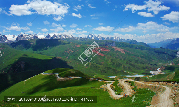 天山山峰
