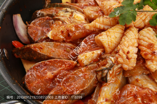 海鮮雜魚煲